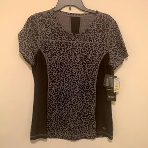 Vogo Moisture Wicking Exercise shirt. Black/grey.  Leopard Print